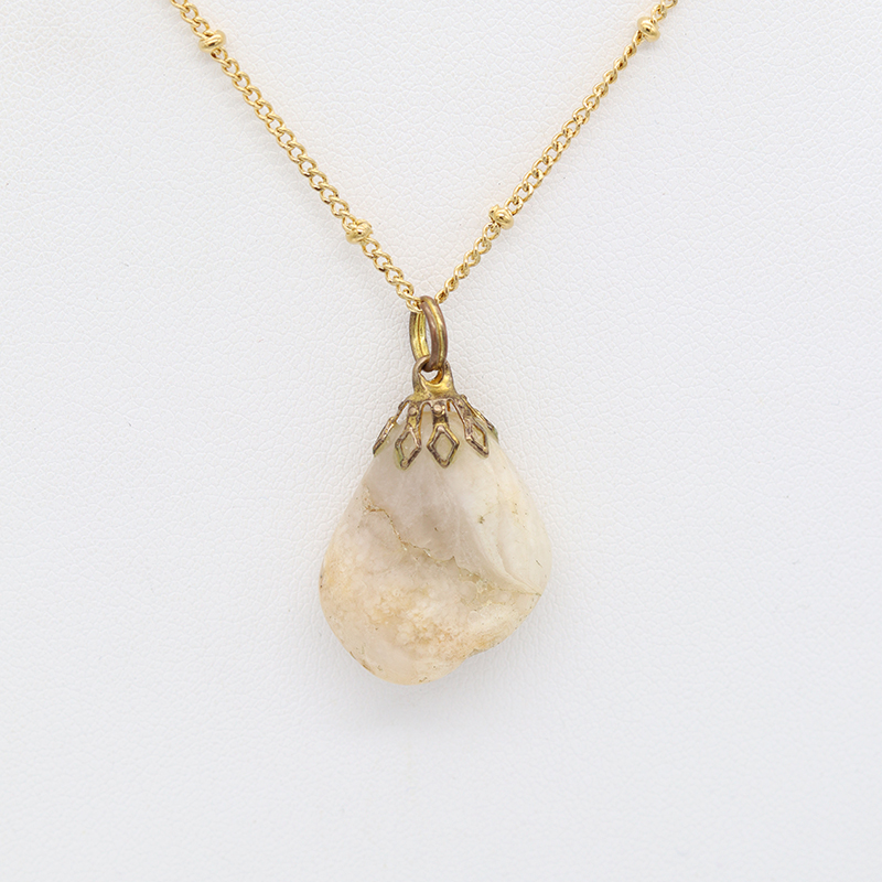 Collier pendentif agathe beige pierre naturelle Jolie Nénette